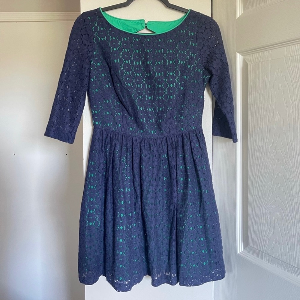 NWT Lilly Pulizter Alicia Navy Blue Lace Dress Style #50293 Size 2